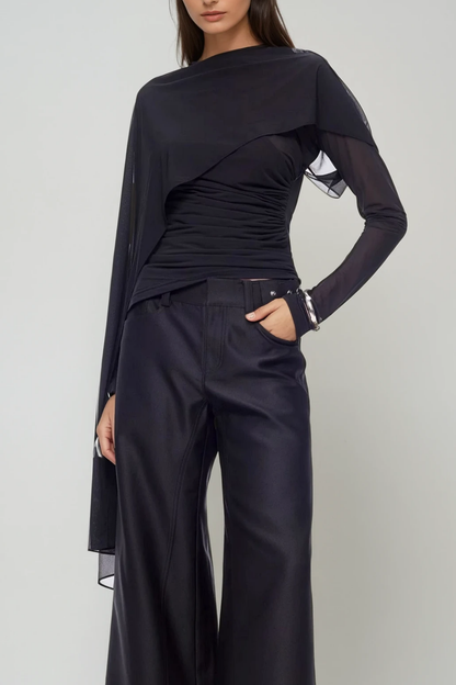 Effortlessly Elegant Top with a Timeless Design