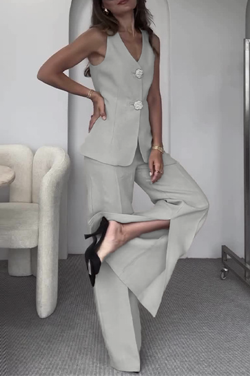 Sophisticated Garment with a Clean Classic Look