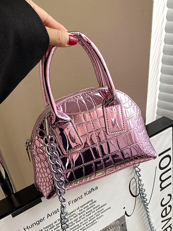 Beautifully Crafted Bag in a Classic Style