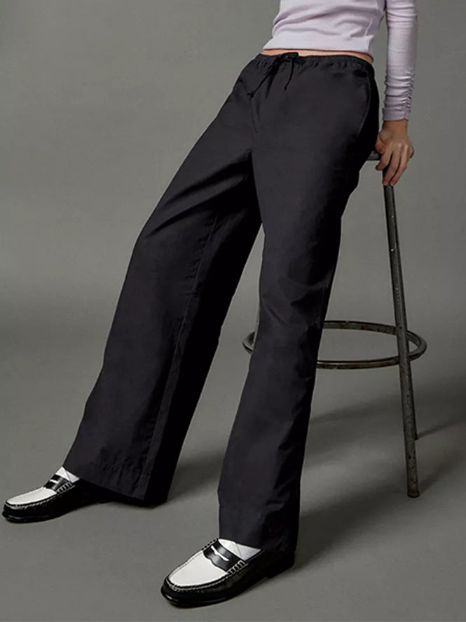 Polished Trousers with an Effortless Classic Look