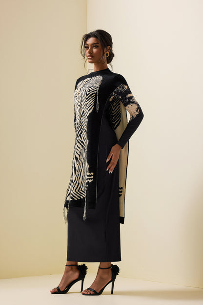 Effortlessly Elegant Garment with a Timeless Design