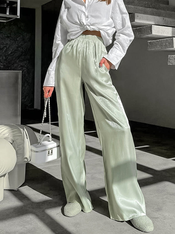 Classic Vintage Trousers with a Flattering Fit