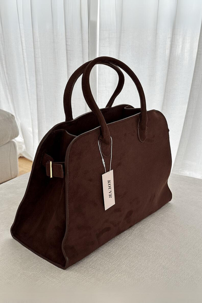 Sophisticated Bag with a Clean Classic Look