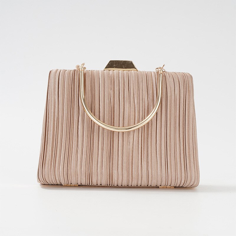 Effortlessly Elegant Bag with a Timeless Design
