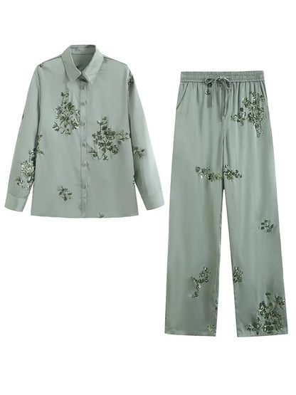 Classic Vintage Garment with a Flattering Fit