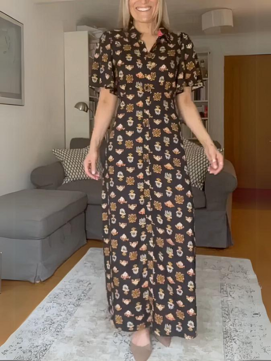 Classic Vintage Dress with a Flattering Fit