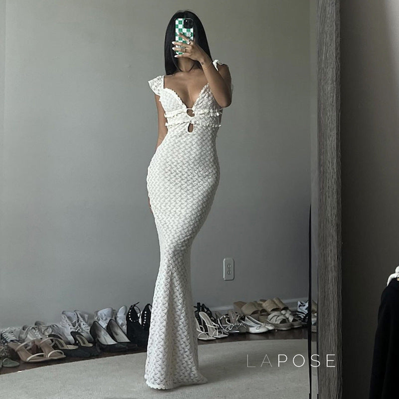 Beautifully Finished Dress in a Timeless Design