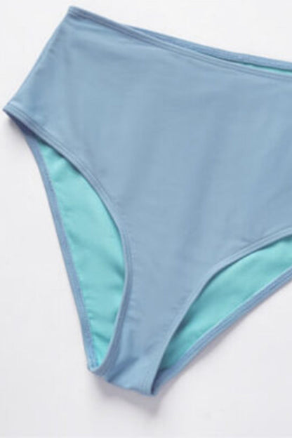 Well Tailored Bikini with a Graceful Silhouette