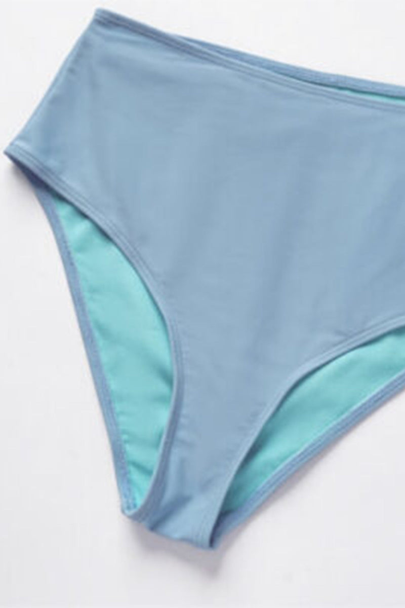 Well Tailored Bikini with a Graceful Silhouette