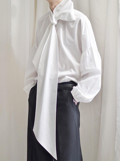 Classic Vintage & Enduringly Stylish Blouse