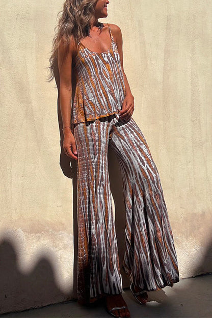 Classic Vintage Pants with a Flattering Fit