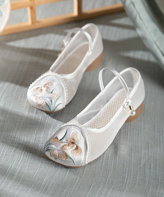 Polished Shoes with an Effortless Classic Look