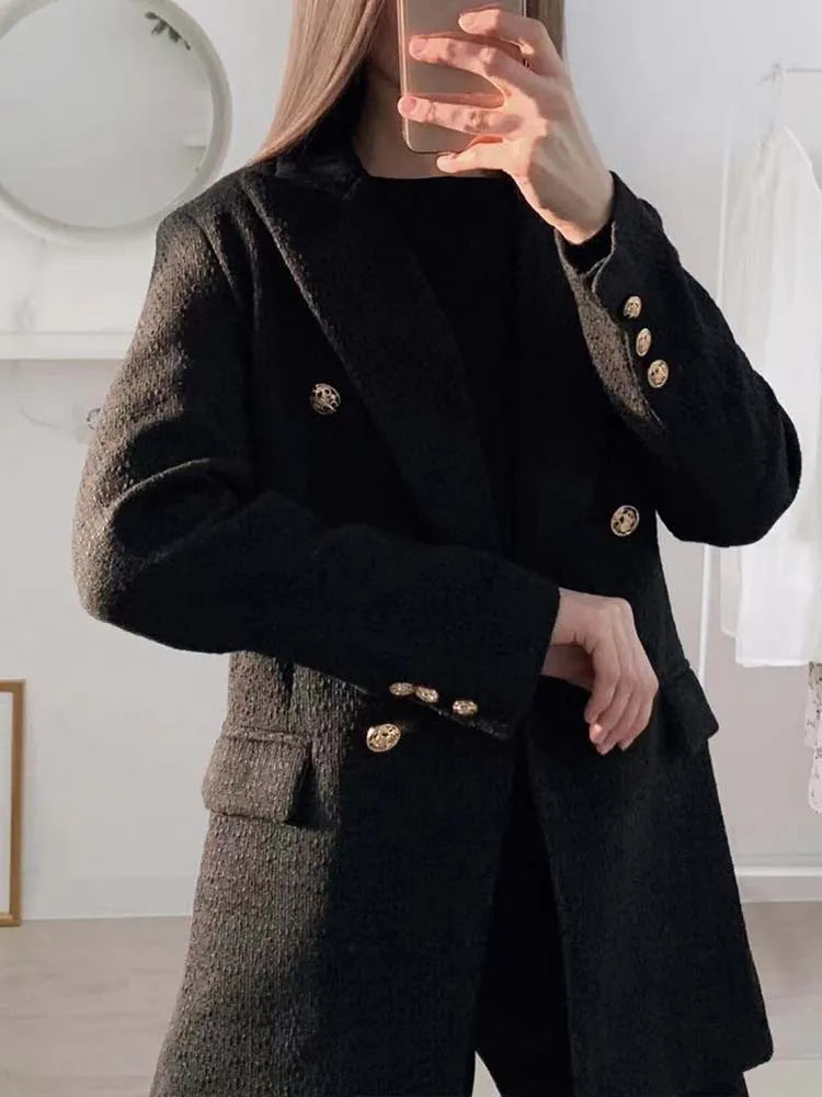 Beautifully Finished Jacket in a Timeless Design