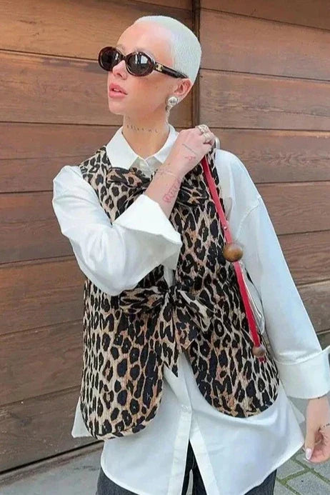 Beautifully Finished Coat in a Timeless Design