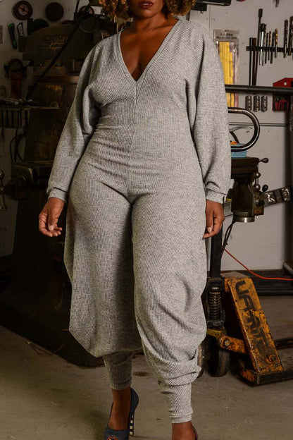 Effortlessly Elegant Garment with a Timeless Design