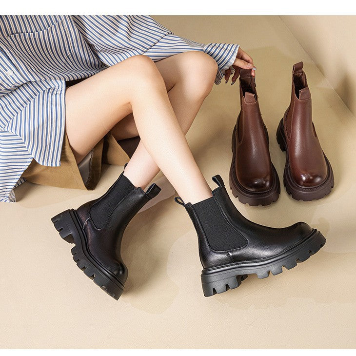 Polished Boots with an Effortless Classic Look
