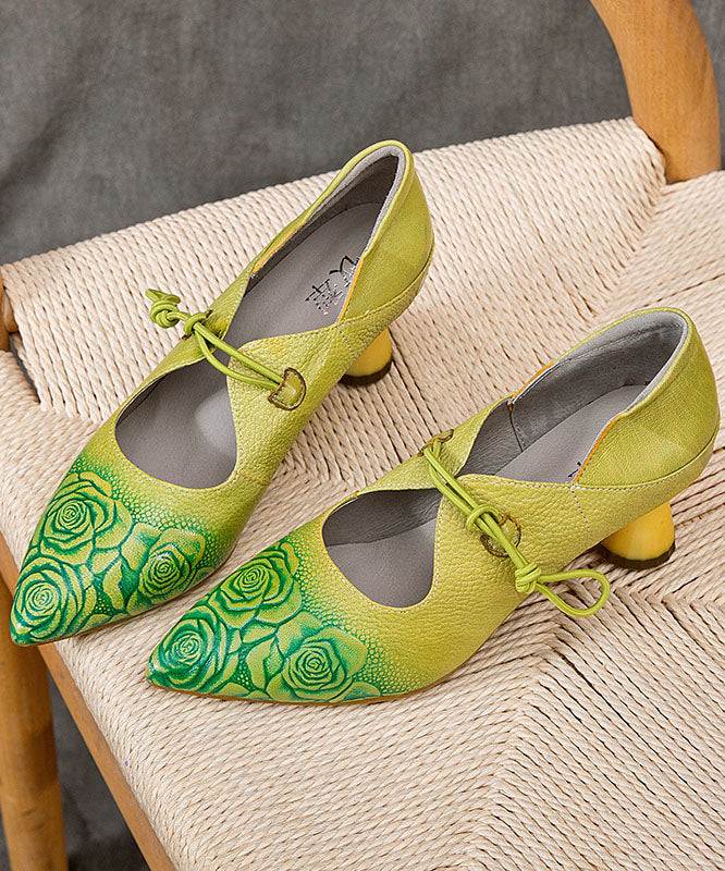 A Vintage Style Heels with Delicate Timeless Details