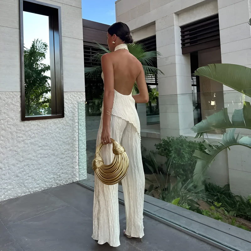 Beautifully Crafted Garment in a Classic Style