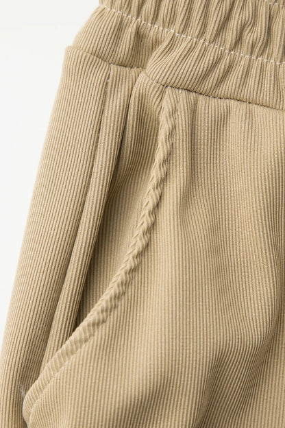 Beautifully Crafted Pants in a Classic Style