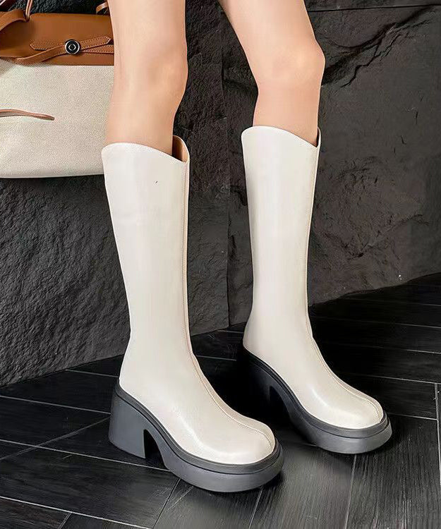 Beautifully Finished Boots in a Timeless Design