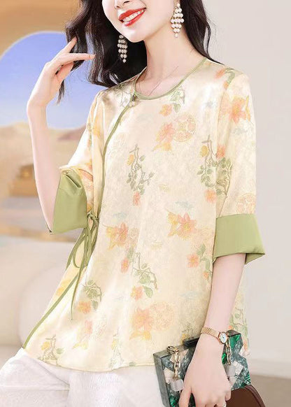 Polished Top with an Effortless Classic Look