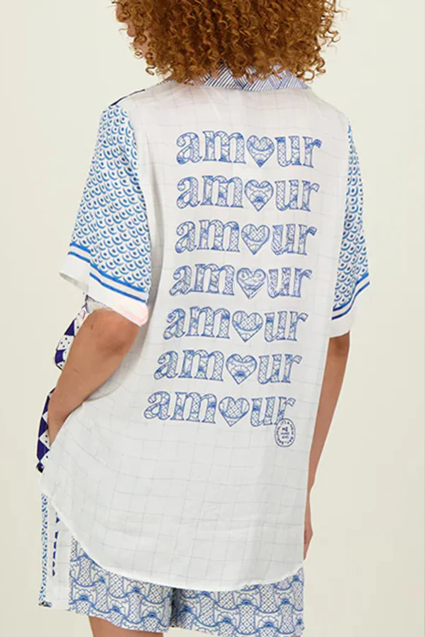 Classic Vintage & Enduringly Stylish Shirt