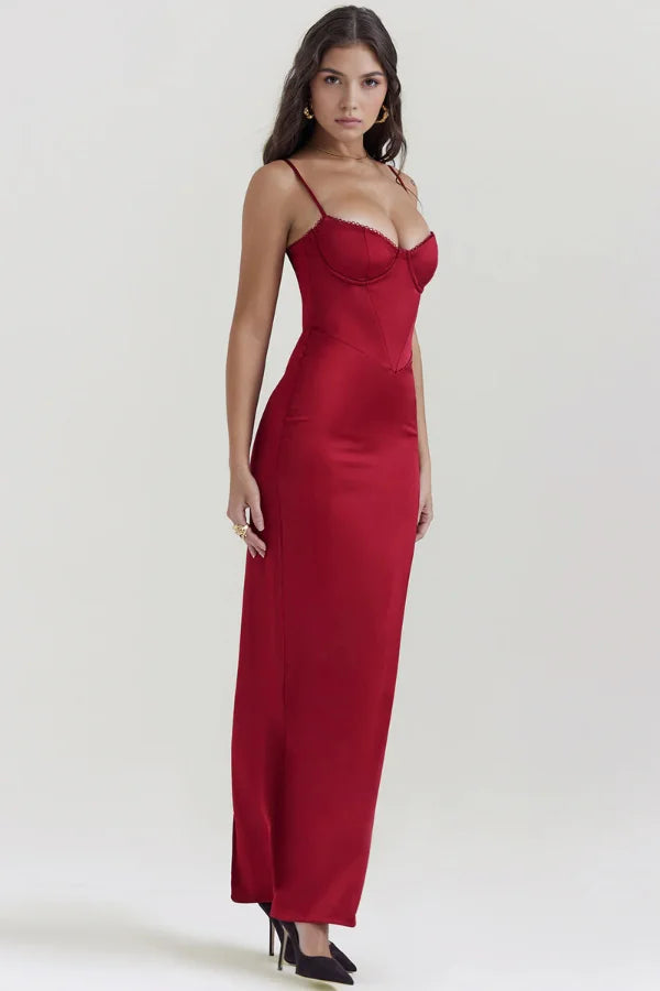 Gracefully Styled Garment for Any Occasion