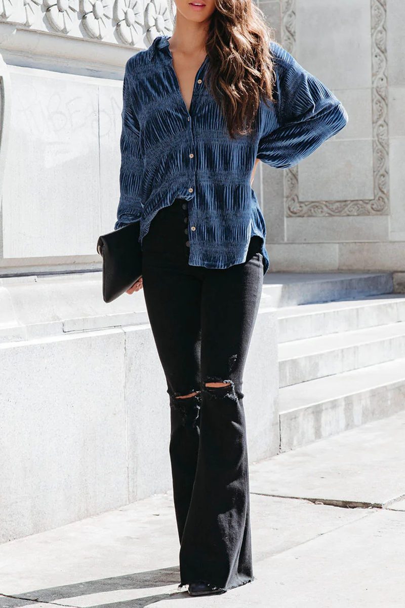 Classic Vintage Top with a Flattering Fit