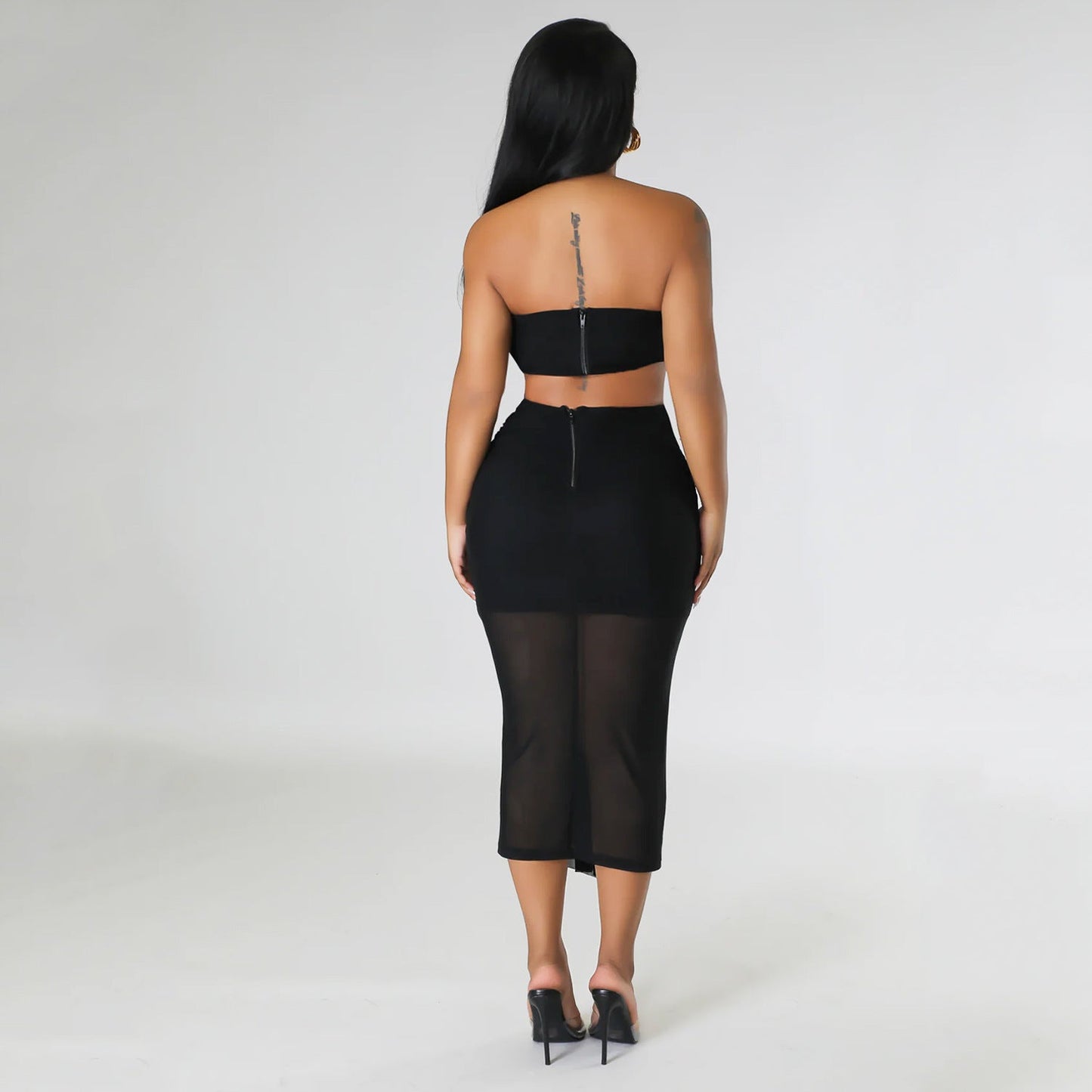 Classic Vintage Garment with a Flattering Fit