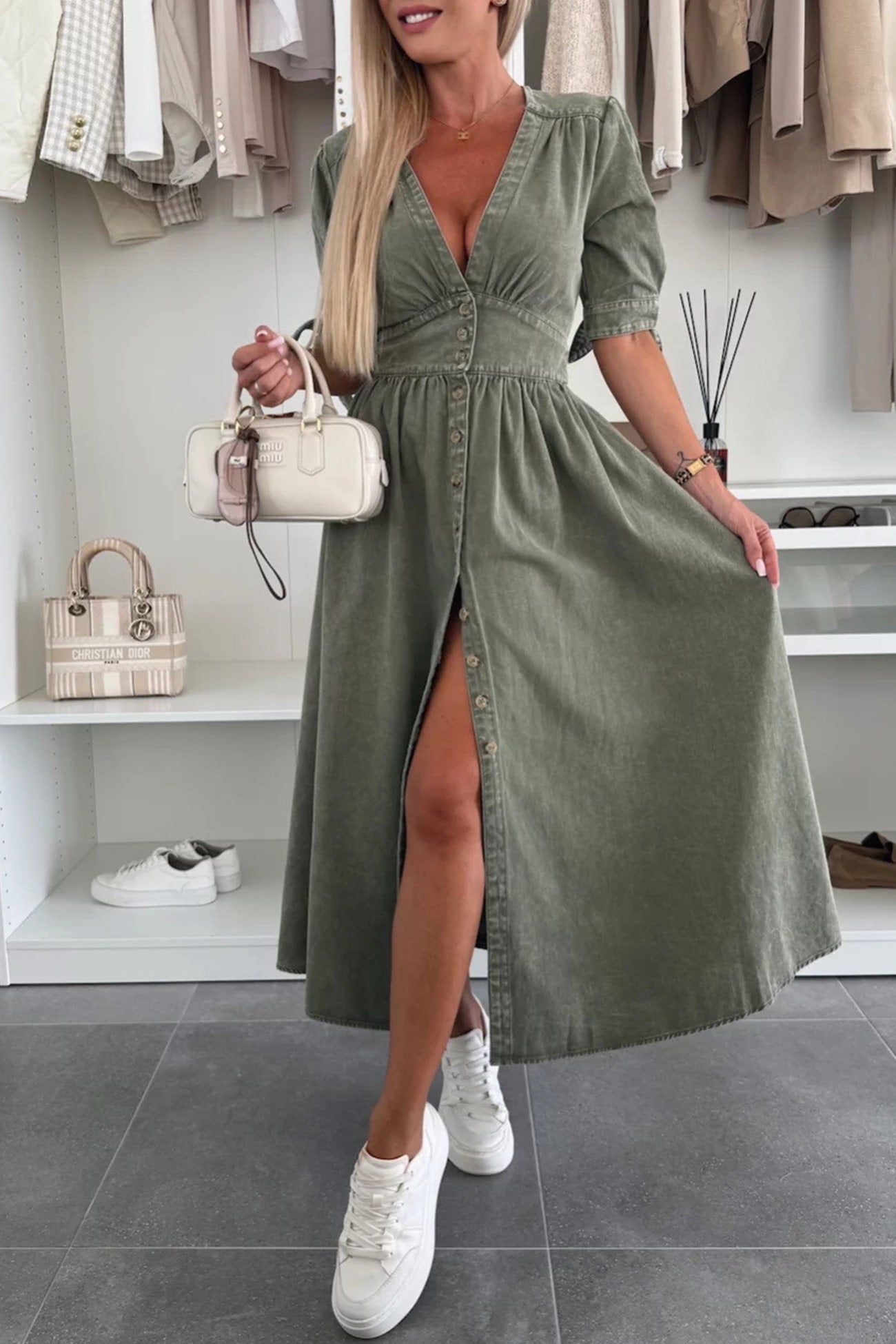 Classic Vintage & Enduringly Stylish Dress