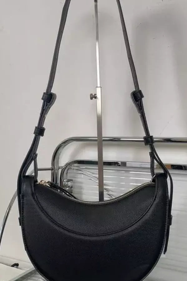 Elegantly Styled Bag for Everyday Wear