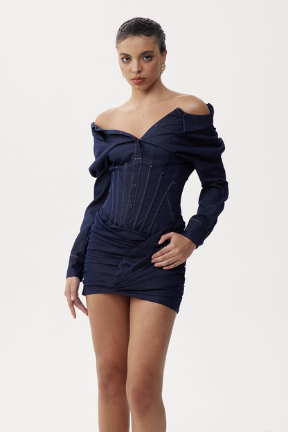 Gracefully Styled Dress for Any Occasion