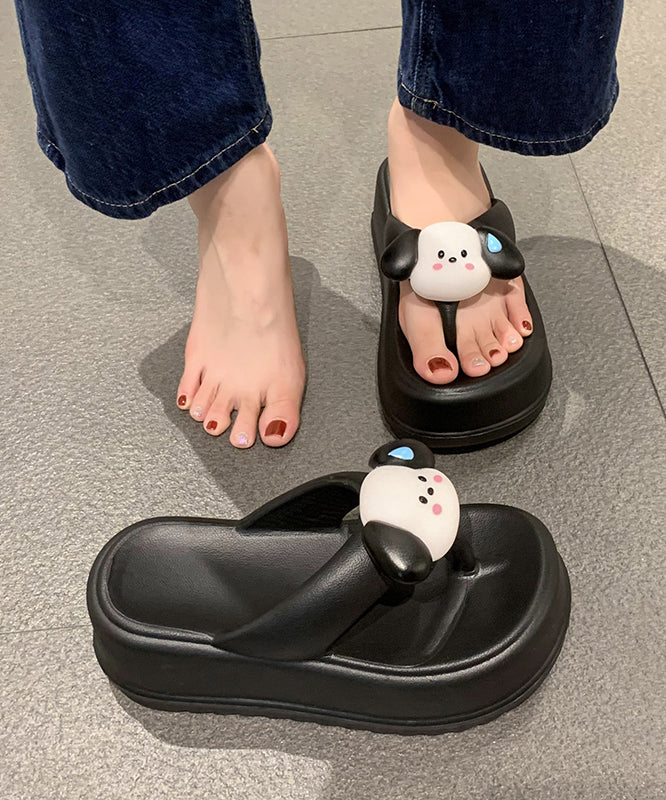 Well Tailored Sandals with a Graceful Silhouette
