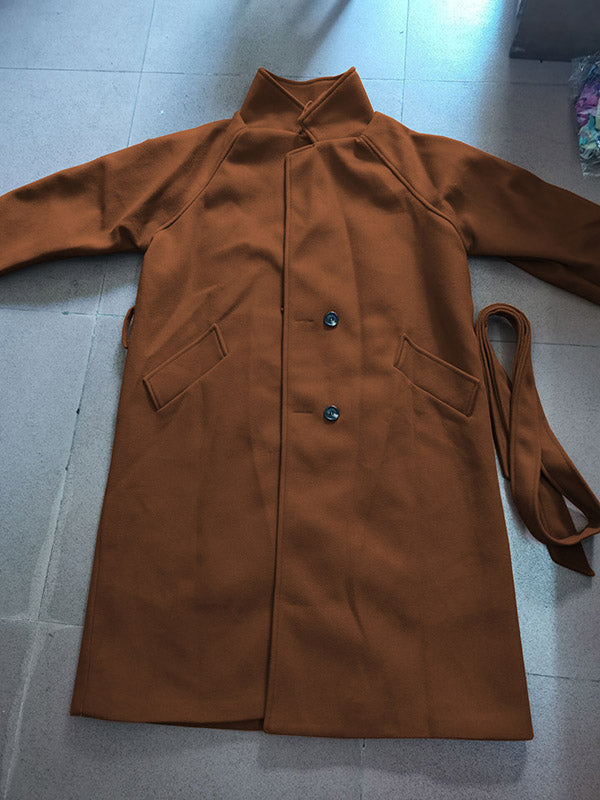 Beautifully Finished Coat in a Timeless Design