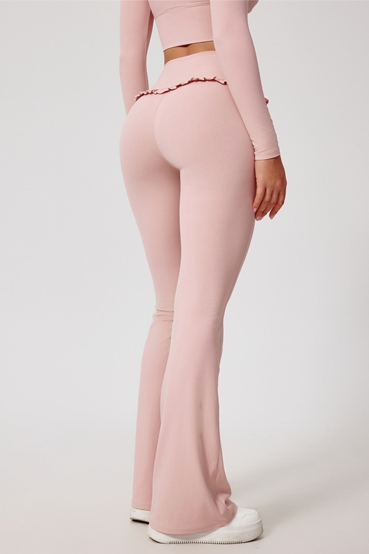 Effortlessly Elegant Garment with a Timeless Design