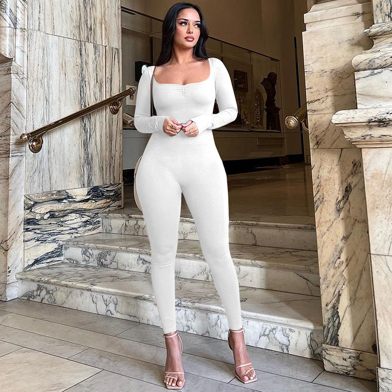 Well Tailored Garment with a Graceful Silhouette
