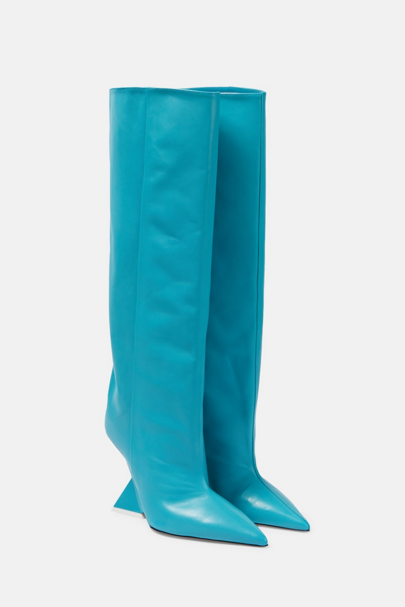 Beautifully Finished Boots in a Timeless Design