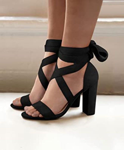 Beautifully Finished Heels in a Timeless Design
