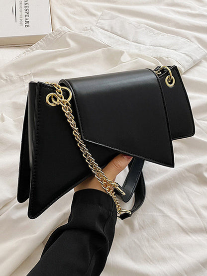 Gracefully Styled Bag for Any Occasion