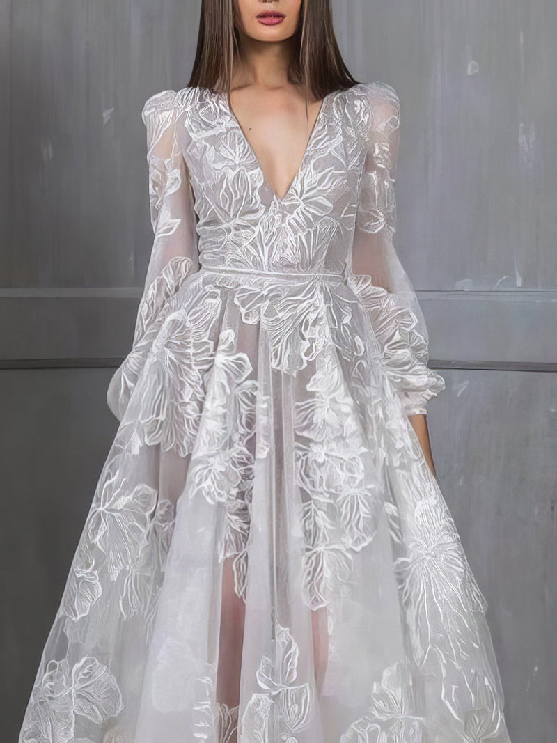 Beautifully Crafted Dress in a Classic Style