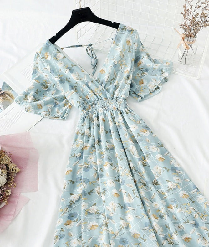 Classic Vintage & Enduringly Stylish Dress