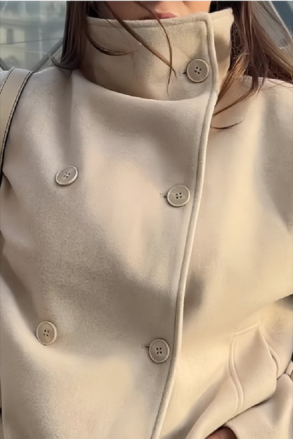 Classic Vintage & Enduringly Stylish Coat