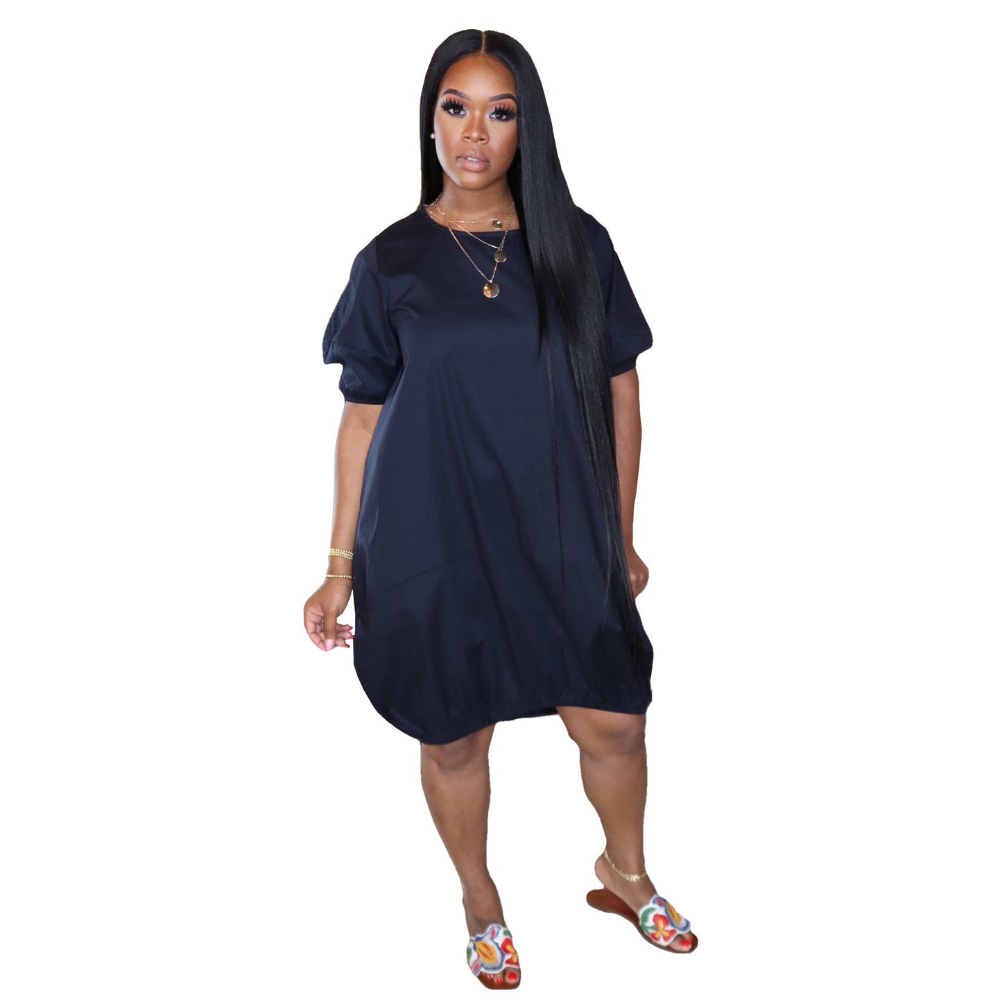 Beautifully Finished Dress in a Timeless Design