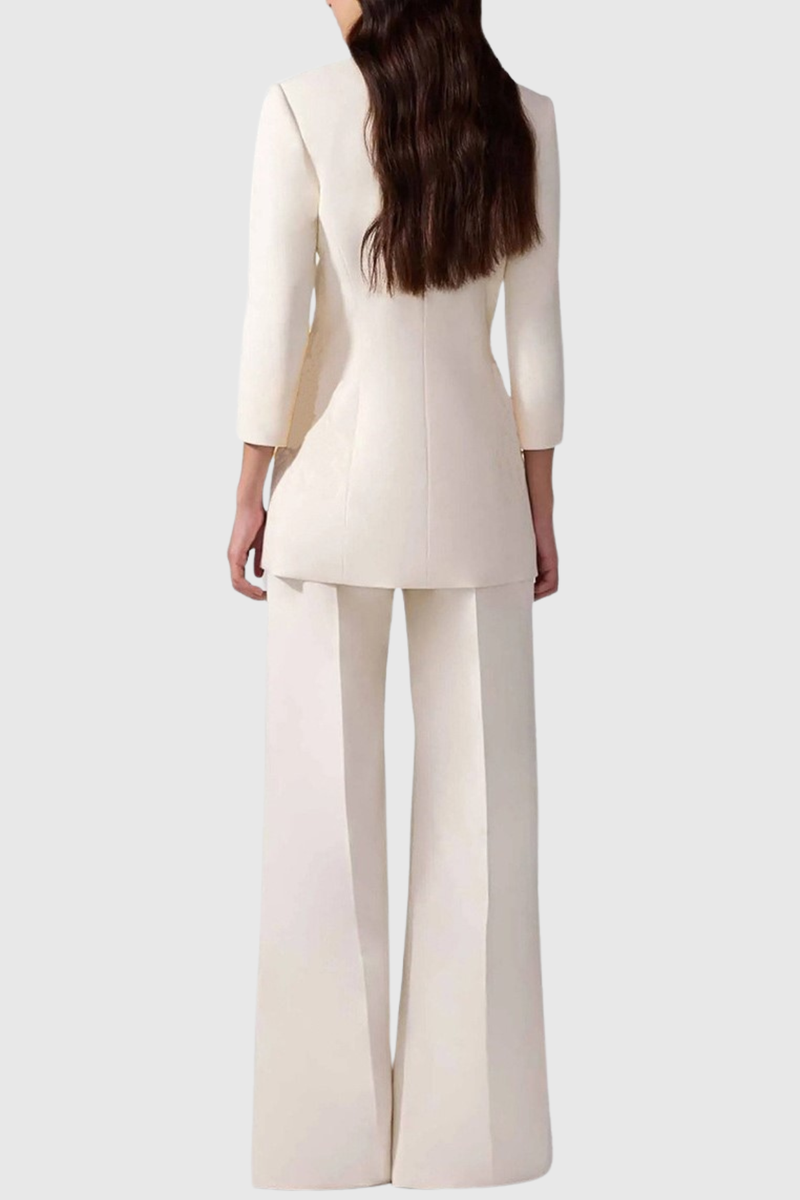 Elegantly Styled Jacket for Everyday Wear