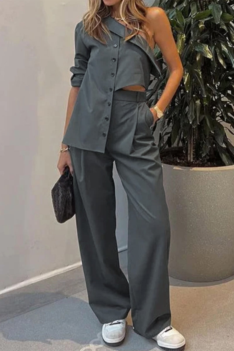 Beautifully Finished Garment in a Timeless Design