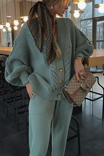 Gracefully Styled Cardigan for Any Occasion