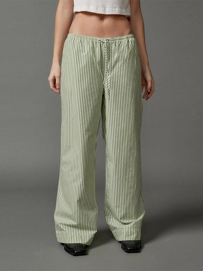 Polished Trousers with an Effortless Classic Look