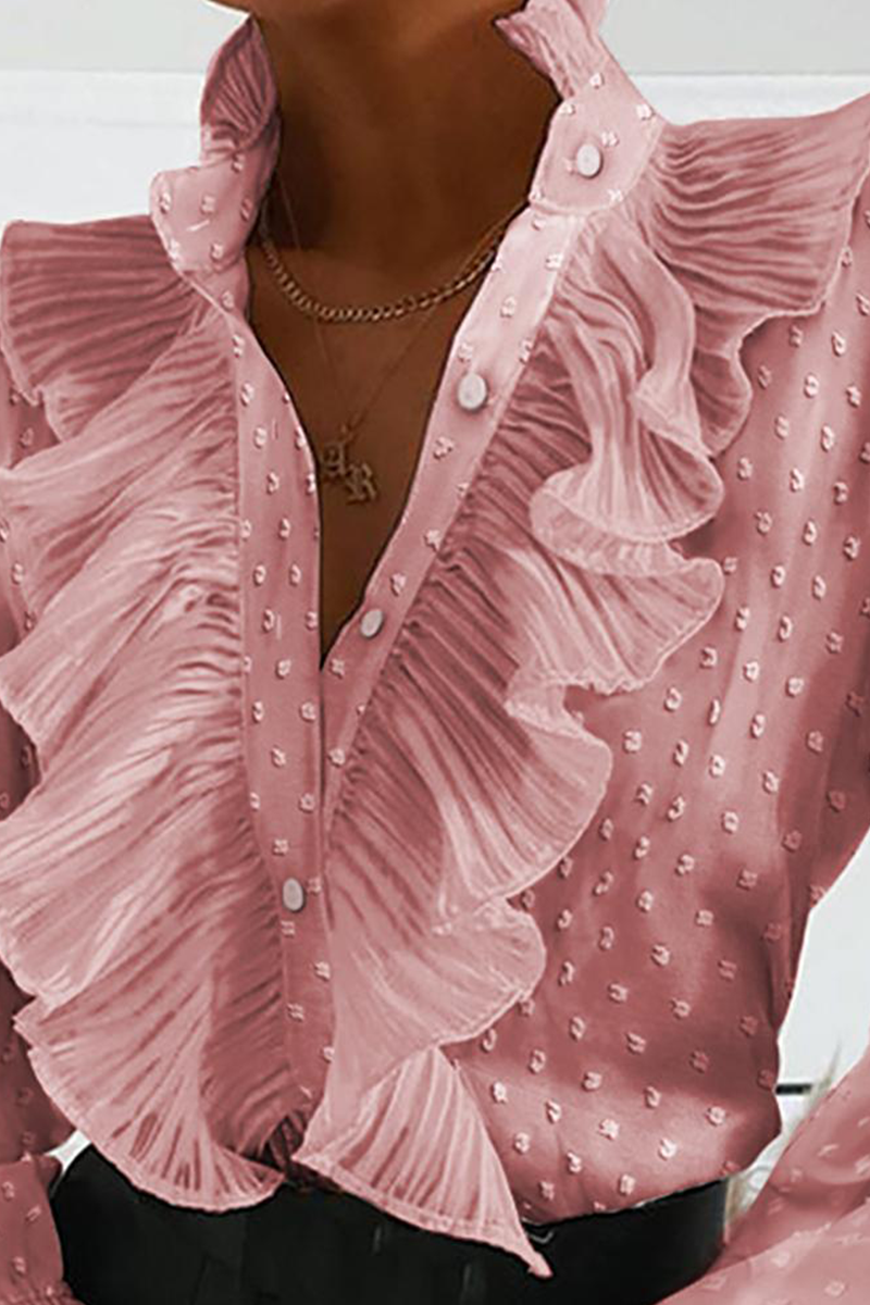 Classic Vintage Blouse with a Flattering Fit