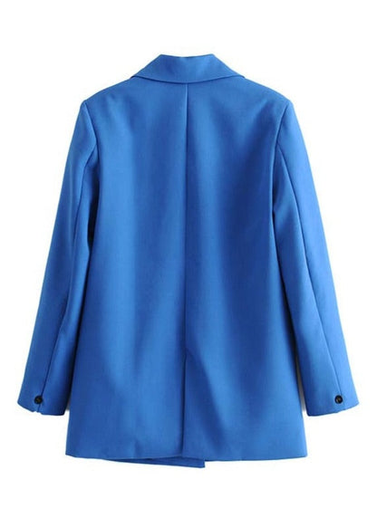 Sophisticated Garment with a Clean Classic Look