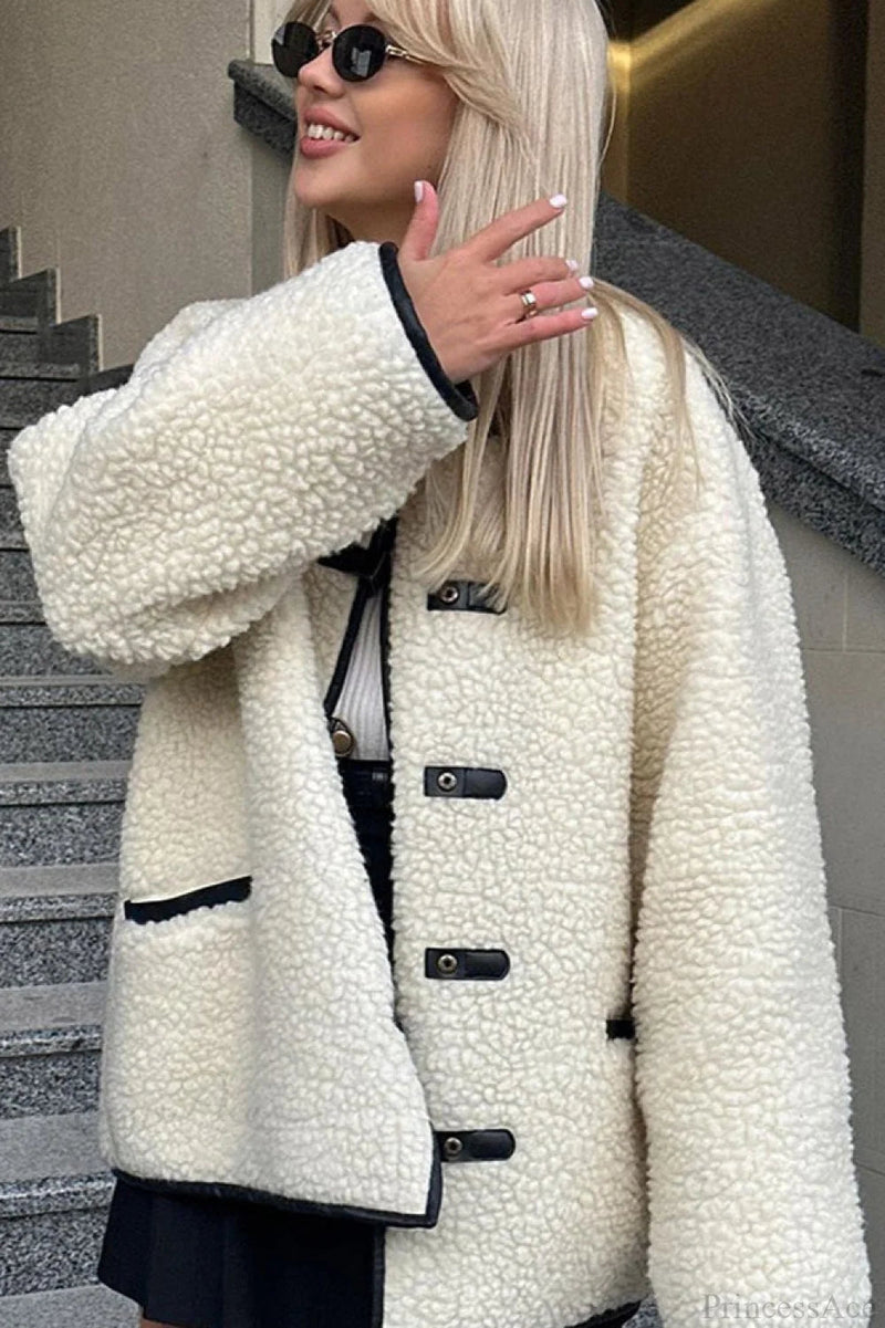 Polished Coat with an Effortless Classic Look